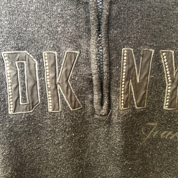 DKNY Jeans - Picture 4 of 5